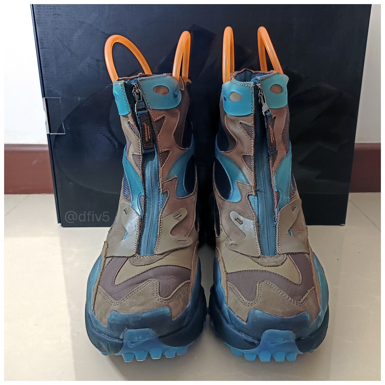 Undercover nike boots discount