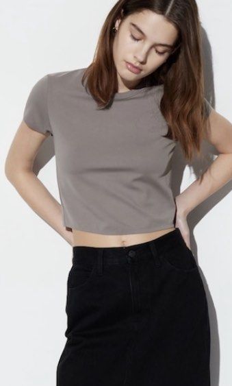 AIRism Ultra Stretch Crop Short Sleeve T-Shirt