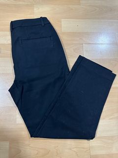 Uniqlo black trousers