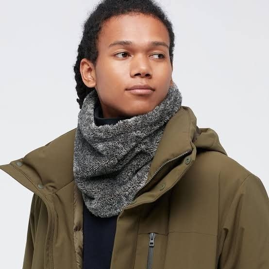 UNIQLO Fluffy Fleece Snood Scarf Scarves Neck Warmer Black Pepper