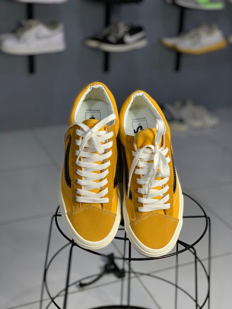 Kalinga Ashok Vans Vault Old School Hotelkalingaashok Vans Old