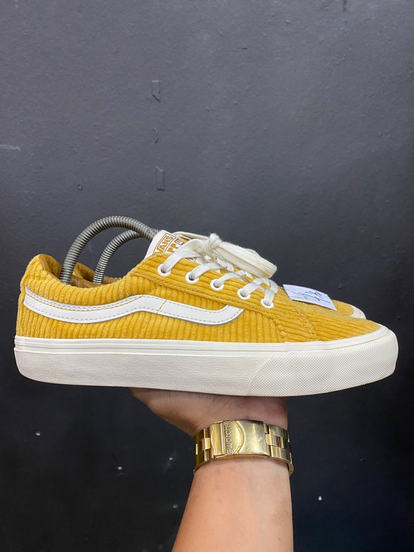 VANS SK8 LOW CORDUROY Men s Fashion Footwear Sneakers on Carousell