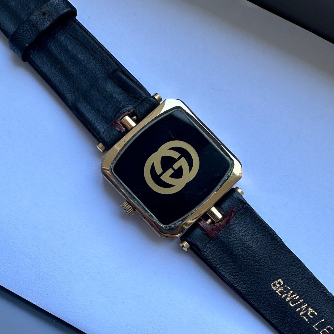 Vintage gucci watch square face deals