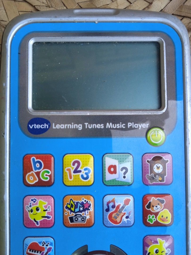 Learning tunes shop music player