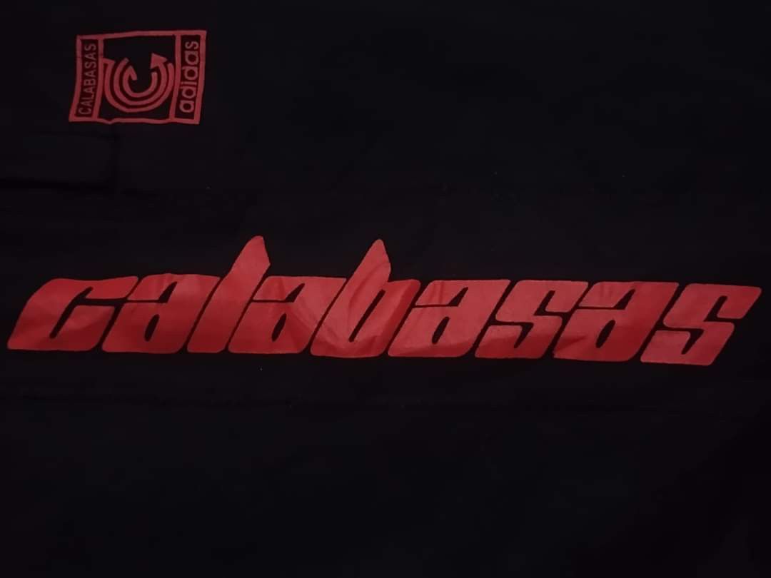 Adidas calabasas on sale logo