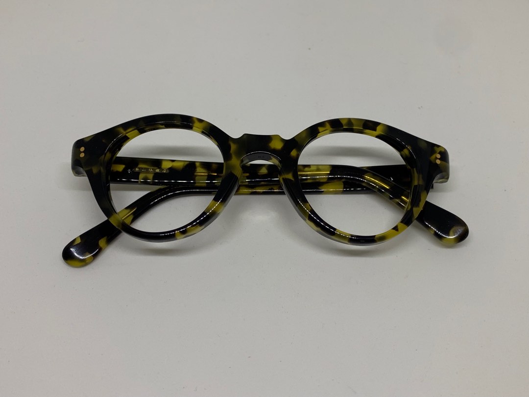 白山眼鏡店- Glam Boston, 男裝, 手錶及配件, 眼鏡- Carousell