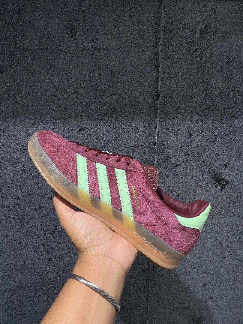 Adidas gazelle store maroon gum sole
