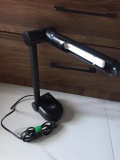 Akari Desk Lamp
