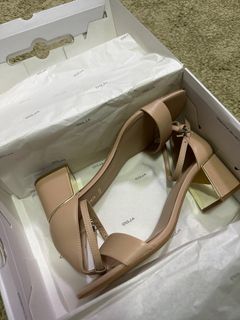 (Category: ) located in . Submitted by icywhite (Listing ID 1289115213, Image 1). Description: .