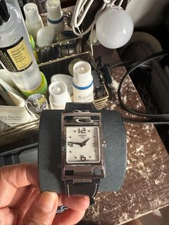 (Category: ) located in . Submitted by declutterbyhart (Listing ID 1289042461, Image 1). Description: .