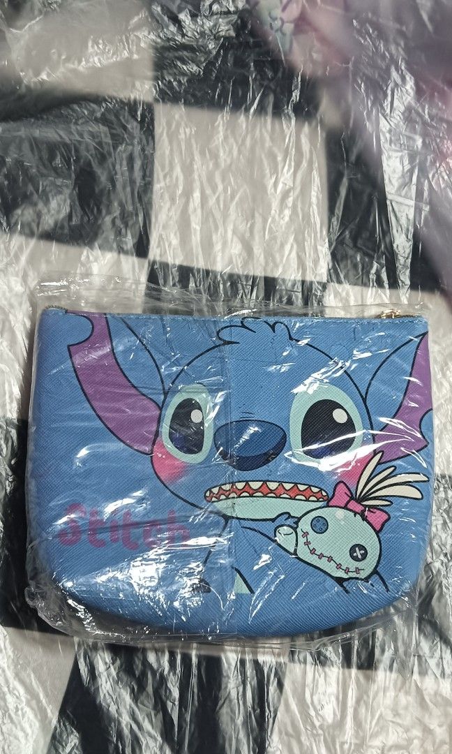 Backpack (Category: Backpacks) located in Singapore. Submitted by impulselicious_77 (Listing ID 1289119152, Image 3). Description: ✅ Free stitch coin pouch ✅ Suitable for kids below 5 yrs old ❌ No Nego.