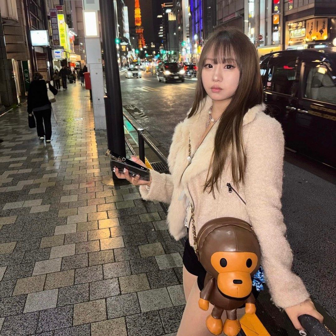 BAPE BABY MILO PLUSH DOLL CHAIN SHOULDER BAG, Women's