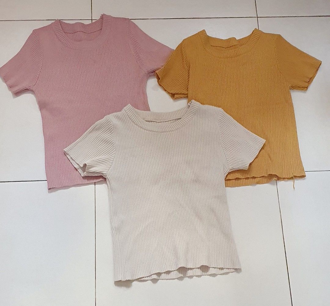 Basic Tops (Category: Shirts) located in Singapore. Submitted by whye_xoxo (Listing ID 1289071284, Image 1). Description: stretchable basic tops..only worn once, same as brand new..goes well with most bottom, selling all 3 at $10.pm me if interested.