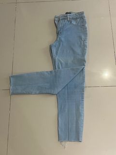 (Category: ) located in . Submitted by clothesbylj (Listing ID 1289016992, Image 1). Description: .