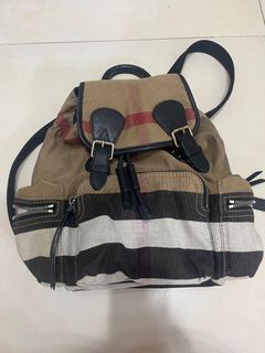 （分類：）位於 。 由 charbu 提交（商品編號 1288994129，圖片 1）。簡介： 。