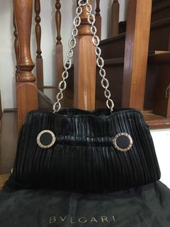 (Category: ) located in . Submitted by rethrifts (Listing ID 1289139752, Image 1). Description: .