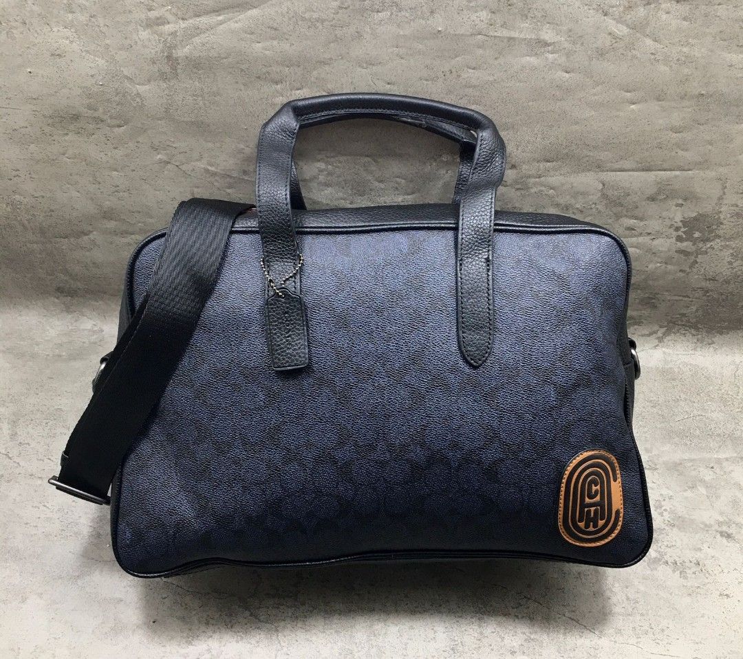 Coach Metropolitan Soft Carryall in Signature With Coach Patch Fesyen Wanita Tas Dompet di Carousell