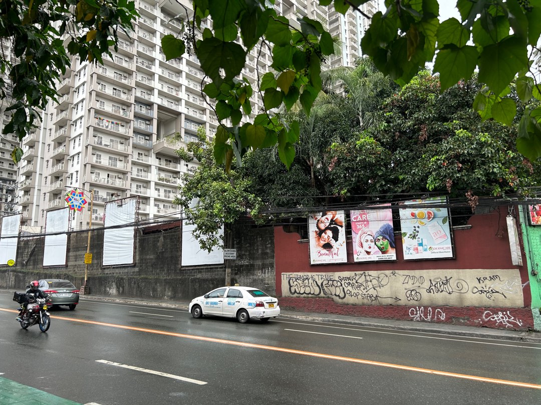 (Category: ) located in . Submitted by malou.961 (Listing ID 1288994566, Image 1). Description: .