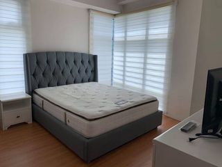 Condo For Rent in BGC Uptown near Citiplaza 36th street