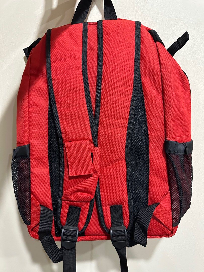 Converse laptop backpack (Category: Backpacks) located in Manila. Submitted by hb1118 (Listing ID 1289064231, Image 2). Description: Completely brand new Never used Letting go for 1500 Purchased for 2000.