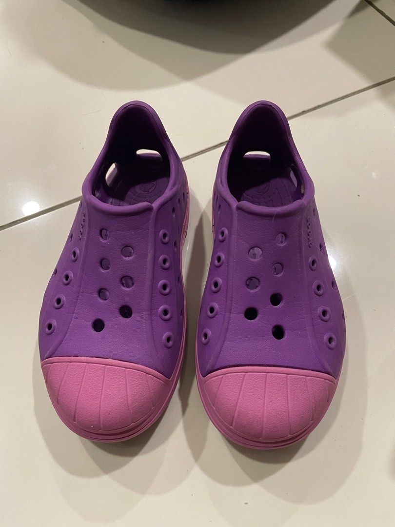 Crocs wangsa walk online