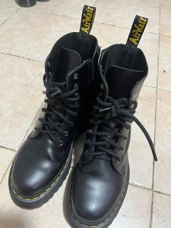 Martens sales platform boots