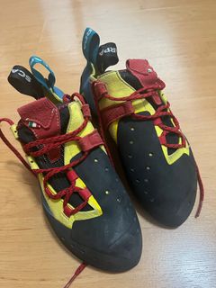 Men scarpa clearance climbing shoes