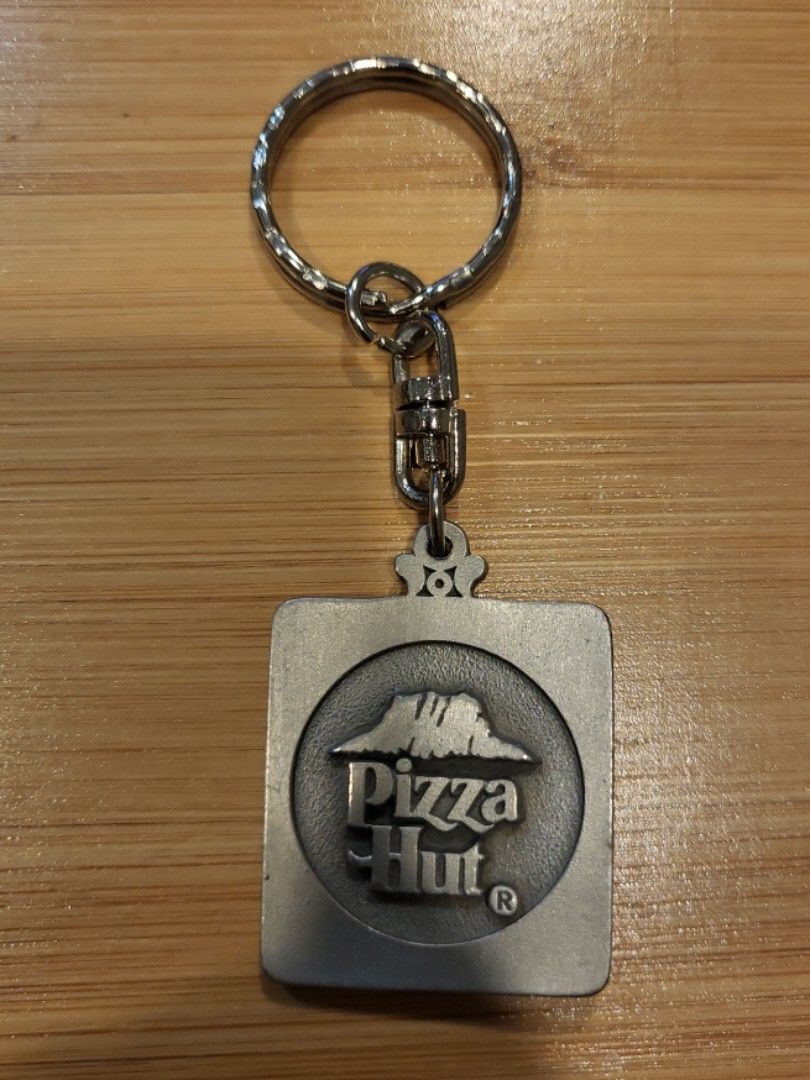 Free NM KFC Keychain Hobbies Toys Memorabilia Collectibles