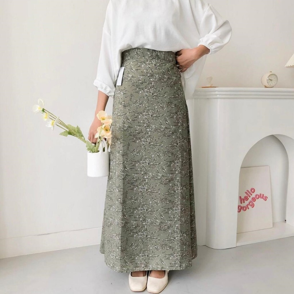 green floral maxi skirt Korean Floral Skirt Floral SKIRT Floral A LINE Skirt Korean STYLE VINTAGE Skirt Women s Fashion Bottoms Skirts on Carousell