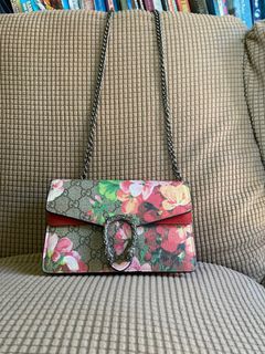 (Category: ) located in . Submitted by nizzcollection (Listing ID 1289089793, Image 1). Description: .