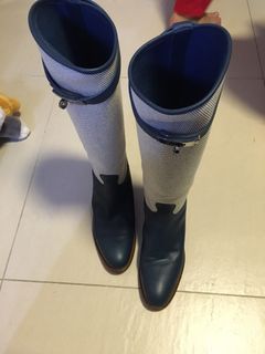 （分類：）位於 。 由 ahweilau 提交（商品編號 1288986930，圖片 1）。簡介： 。