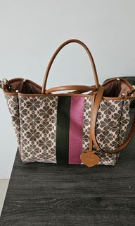 (Category: ) located in . Submitted by tracycao (Listing ID 1289084437, Image 1). Description: .