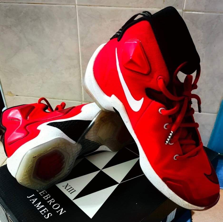 Lebron james online x111 shoes