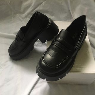 Tahari langley loafer 2025