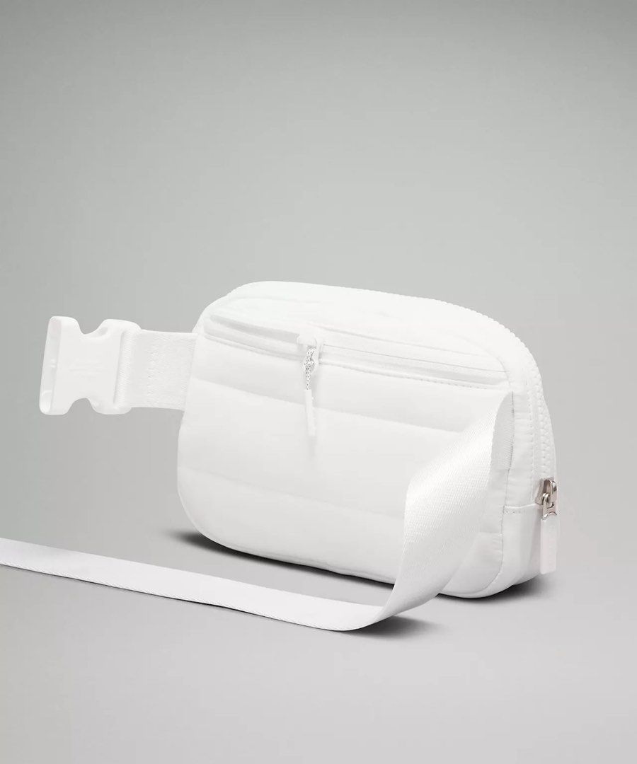 Lululemon bum bag store