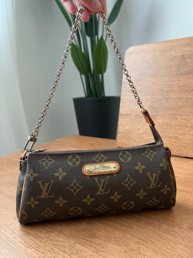 Lv eva clutch monogram