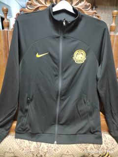 (Category: ) located in . Submitted by jerseystore94 (Listing ID 1288992689, Image 1). Description: .