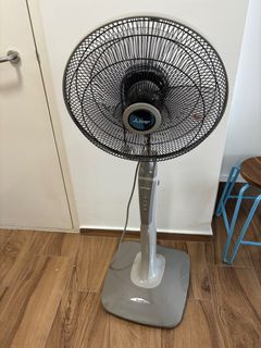 (Category: ) located in . Submitted by shizzling (Listing ID 1289087837, Image 1). Description: .