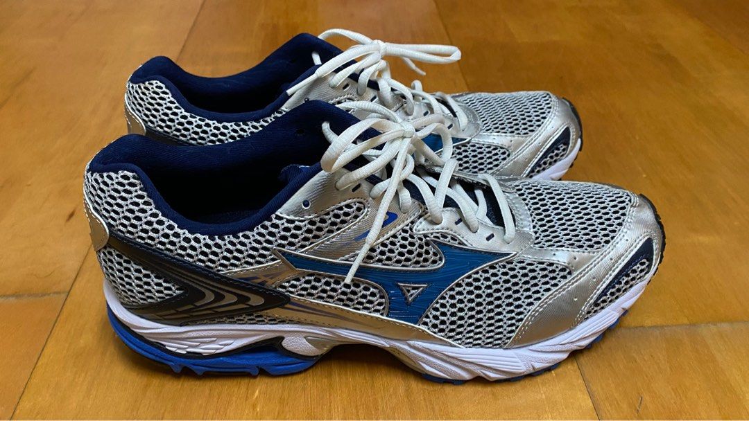 Mizuno wave Nexus 7 8KN 35027