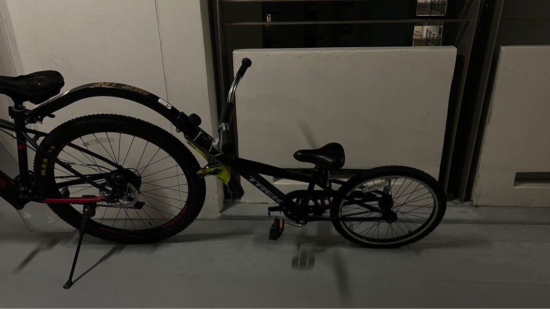 Trek pedal trailer top
