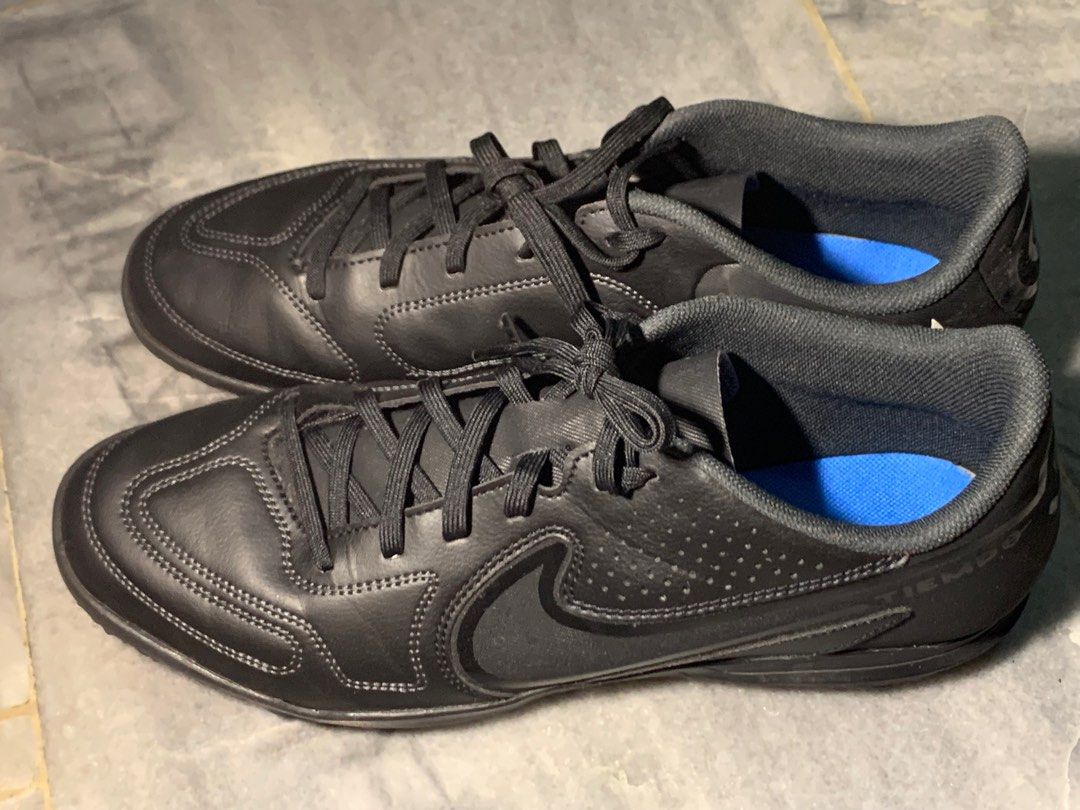 Nike size 9.5 hot sale