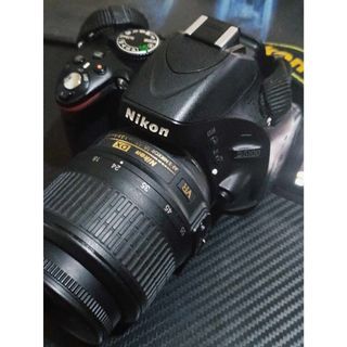 Nikon D5100 DSLR (Flipscreen)