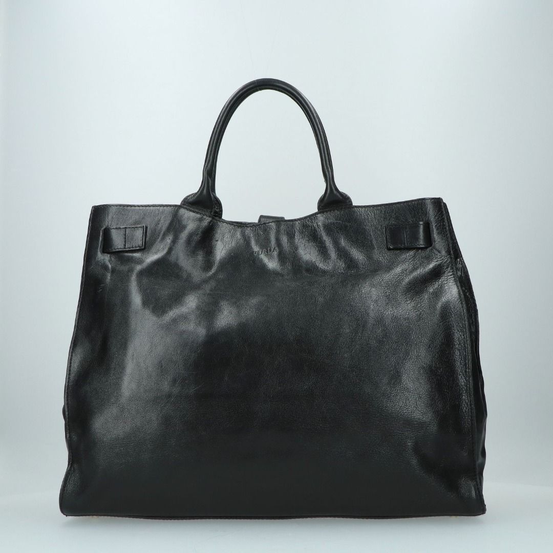 NO REFUND READ DESCRIPTION FURLA BLACK TOTE BAG 247004410 WE