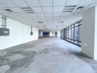 For Rent: Office Space in BGC, Fort Bonifacio, Taguig along 26th & 25th Streets 359.97 sqm