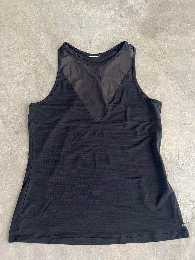 Reebok hotsell gym tops