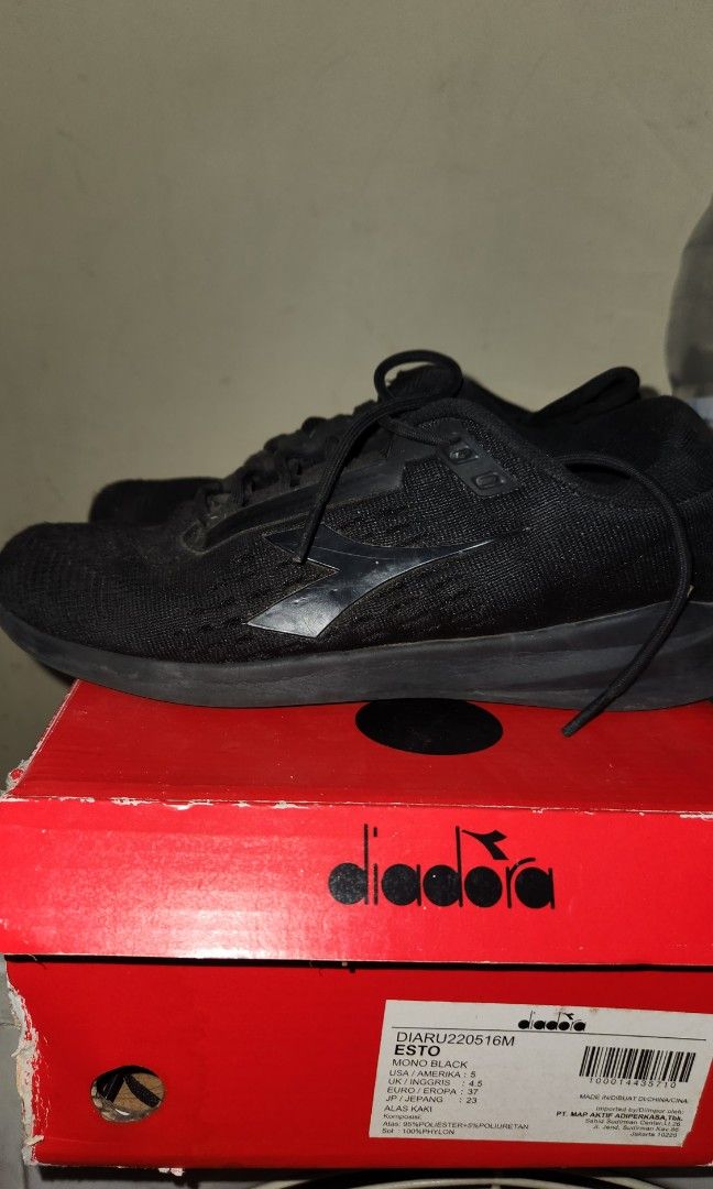 Diadora full black clearance