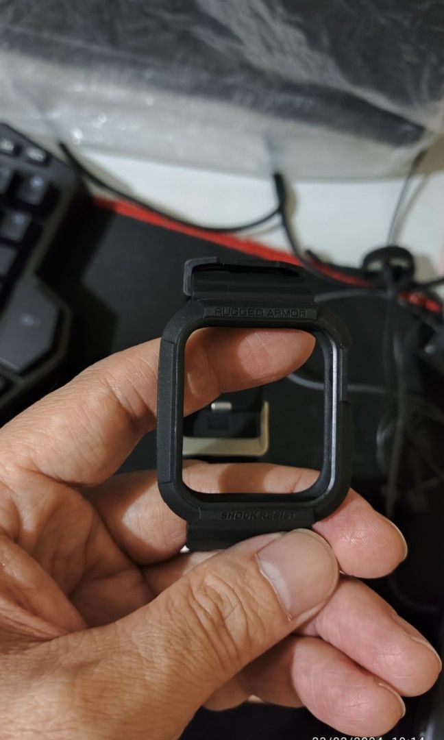 Spigen Rugged Armor Pro 40mm/41mm for Apple Watch (Category: Wearables & Smart Watches) located in Valenzuela. Submitted by ian.jay (Listing ID 1289102409, Image 3). Description: for Apple Watch 40mm/41mm item in brand new condition used only for a day issue: damaged box meetup within valenzuela area only plus shipping/handling fee for other locations.