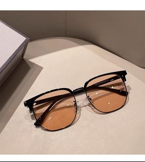 茶色黑框太陽眼鏡|Brown Color Sunglasses64229676854915110