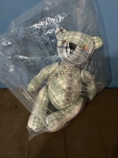 （分類：）位於 。 由 erikahazel 提交（商品編號 1289078115，圖片 1）。簡介： 。