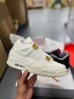 Pure white shop jordan 4